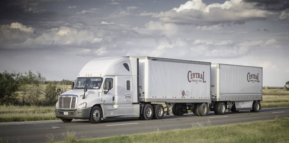 central freight lines tractor trailer